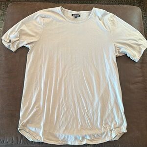 Men’s Elwood by Tilly’s Elongated Short Sleeve Tee in size XXL